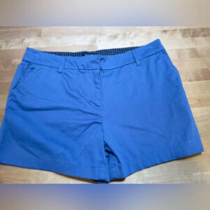 British Khaki Blue Size 10 Shorts with 4” Inseam 2 tab pockets Cotton/Elastane